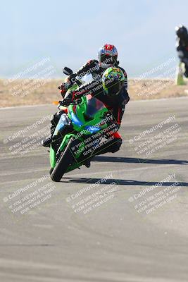 media/Jan-14-2024-SoCal Trackdays (Sun) [[2e55ec21a6]]/Turns 9 and 8 (10am)/